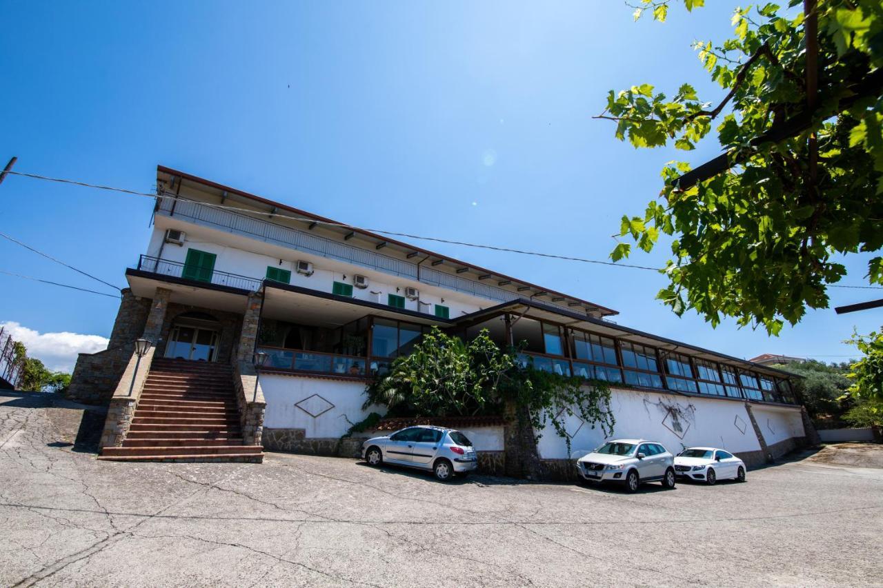 卡斯特拉巴特Madonna Della Scala住宿加早餐旅馆 外观 照片